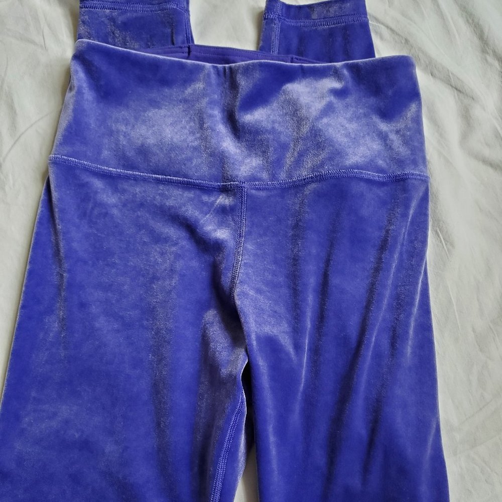 Athleta Elation velvet tights sz XS